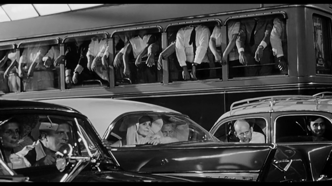 fellini-bus-scene-8.5