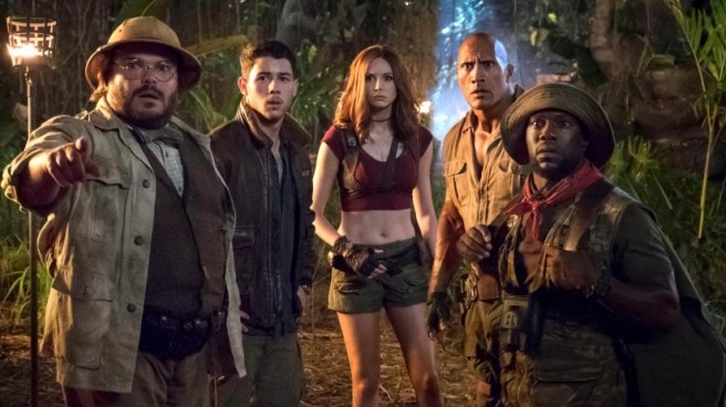 jumanji_welcome_to_the_jungle_review_dwayne_johnson_karen_gillan